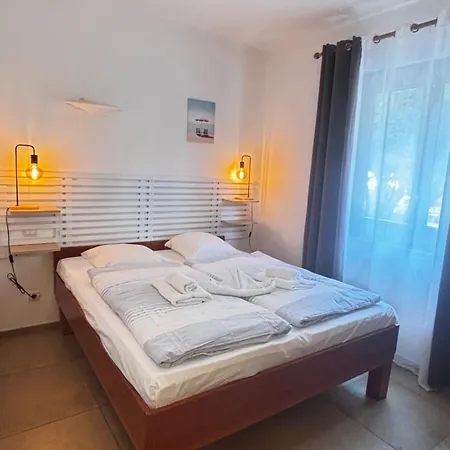 La Bastide Готель 2*