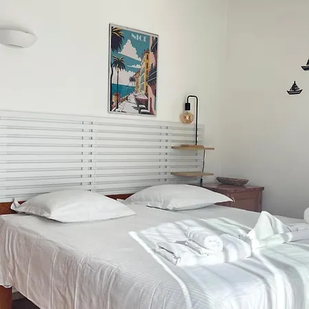 La Bastide 2* לה לבאנדו