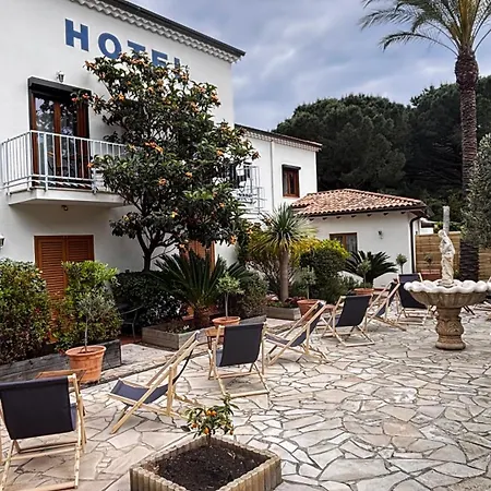 Готель La Bastide