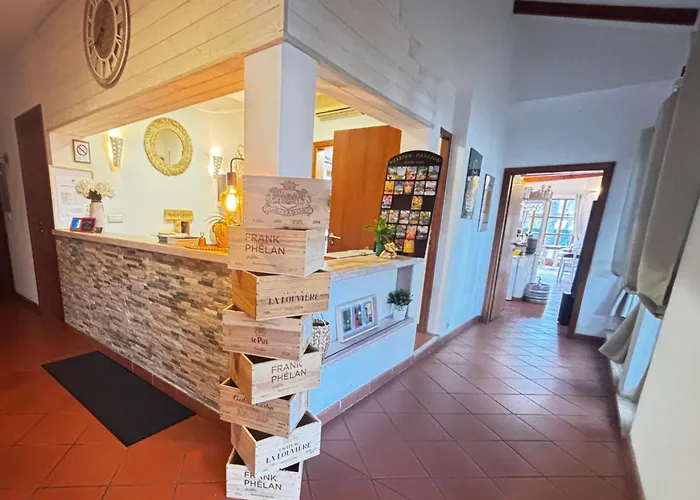 巴斯蒂德酒店 酒店