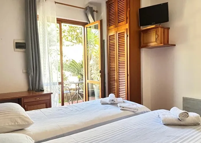 La Bastide מלון לה לבאנדו