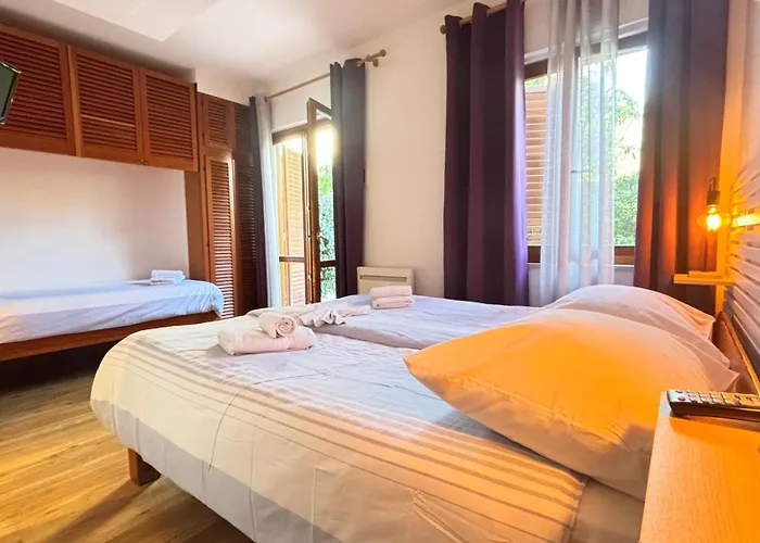 巴斯蒂德酒店 2*